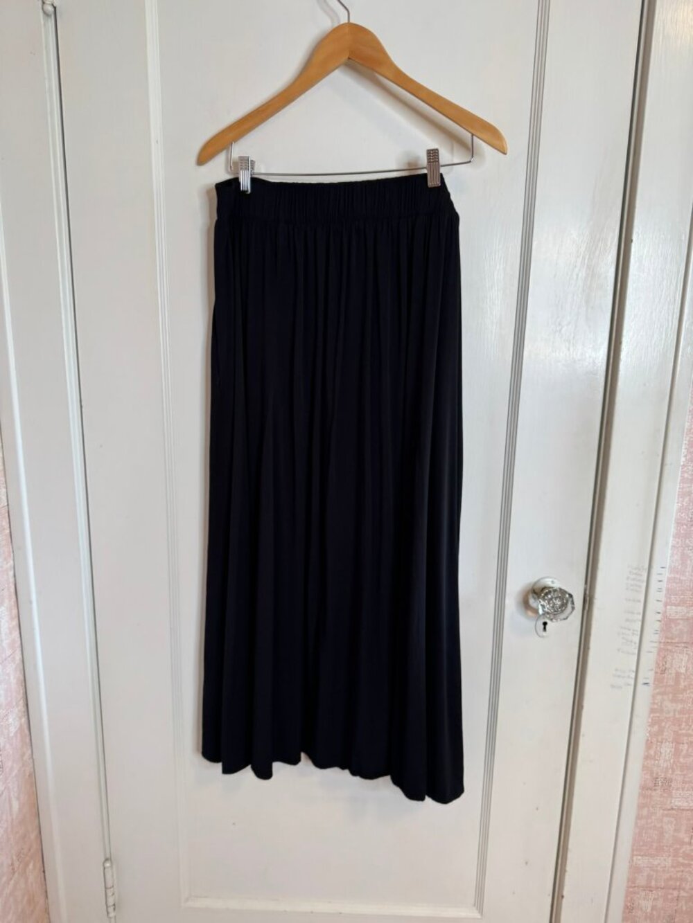Torrid Black Button Front Long Maxi Skirt sz 1X - Picture 2 of 5